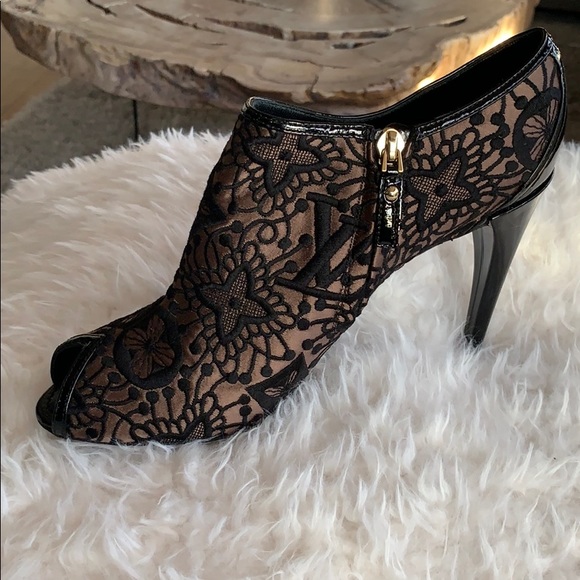 COPY - Ankle booties with open toe - Picture 3 of 8